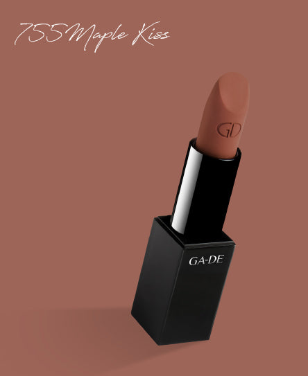 שפתון VELVETEEN MATTE #755 בגוון חום קרמל | GA-DE