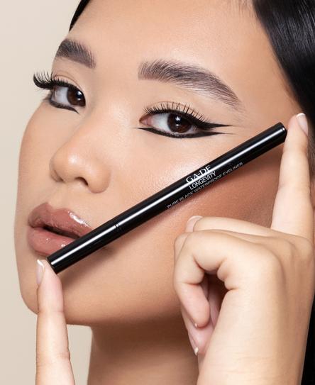 LONGEVITY אייליינר בגוון שחור עמוק עמיד במים | GA-DE