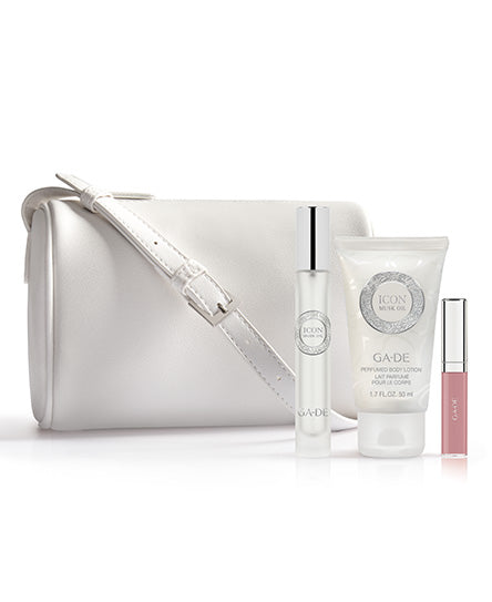 THE RESORT POUCH